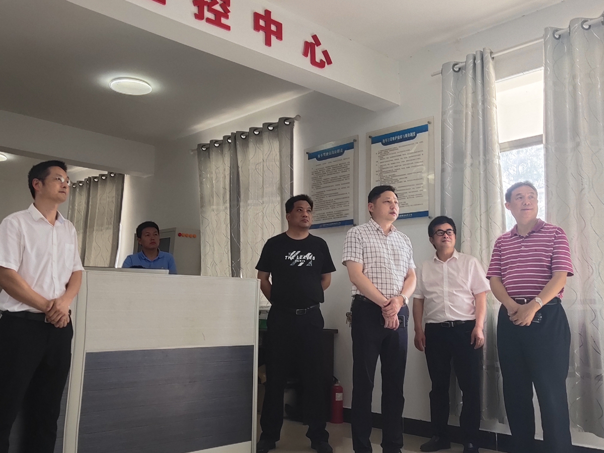 常德市湘北汽車(chē)運(yùn)輸有限公司,常德包車(chē)客運(yùn),常德旅游服務(wù),校車(chē)服務(wù)
